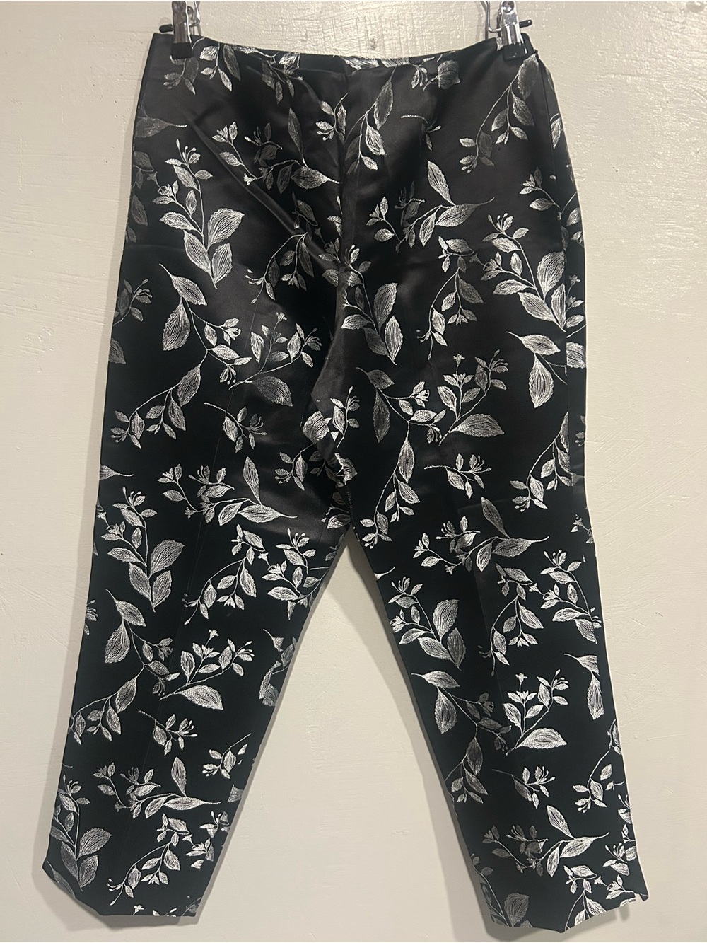 Sigrid Olsen Black Pants with White Leaf Print